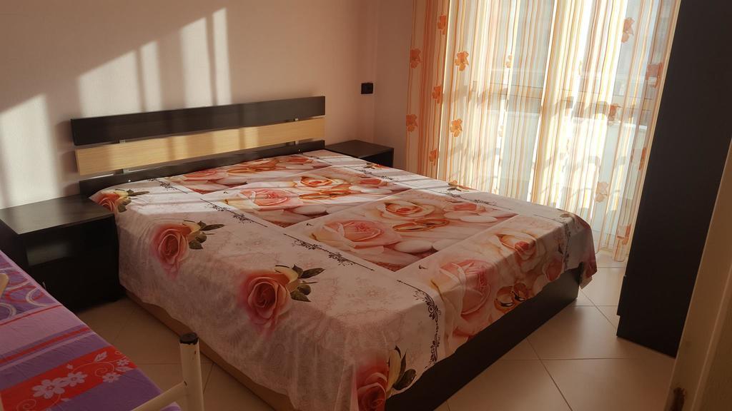 Faik Shehu Apartments Δυρράχιο Εξωτερικό φωτογραφία