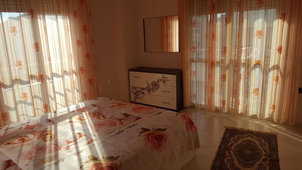 Faik Shehu Apartments Δυρράχιο Εξωτερικό φωτογραφία