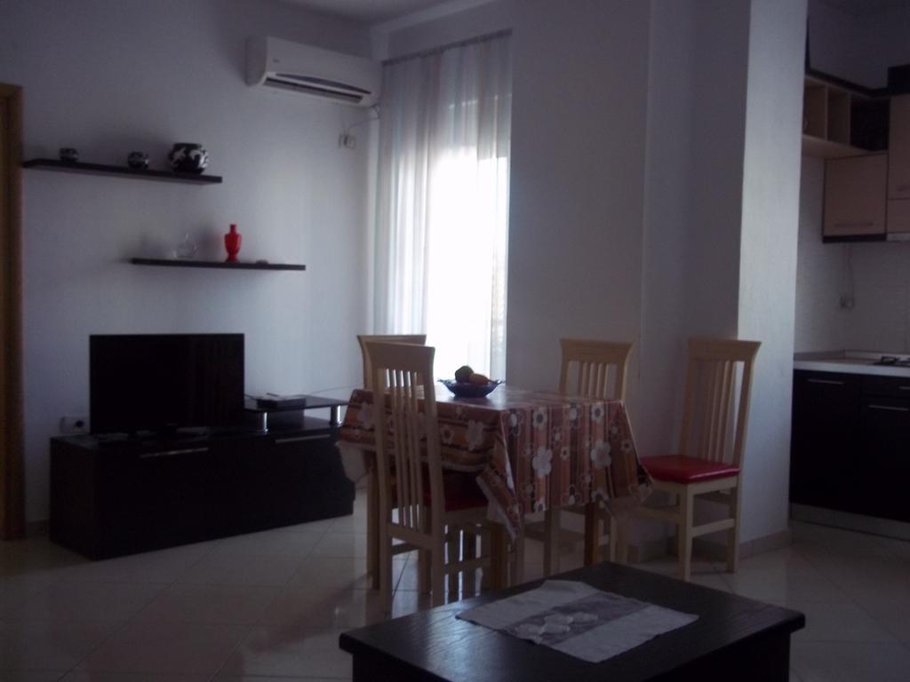 Faik Shehu Apartments Δυρράχιο Εξωτερικό φωτογραφία